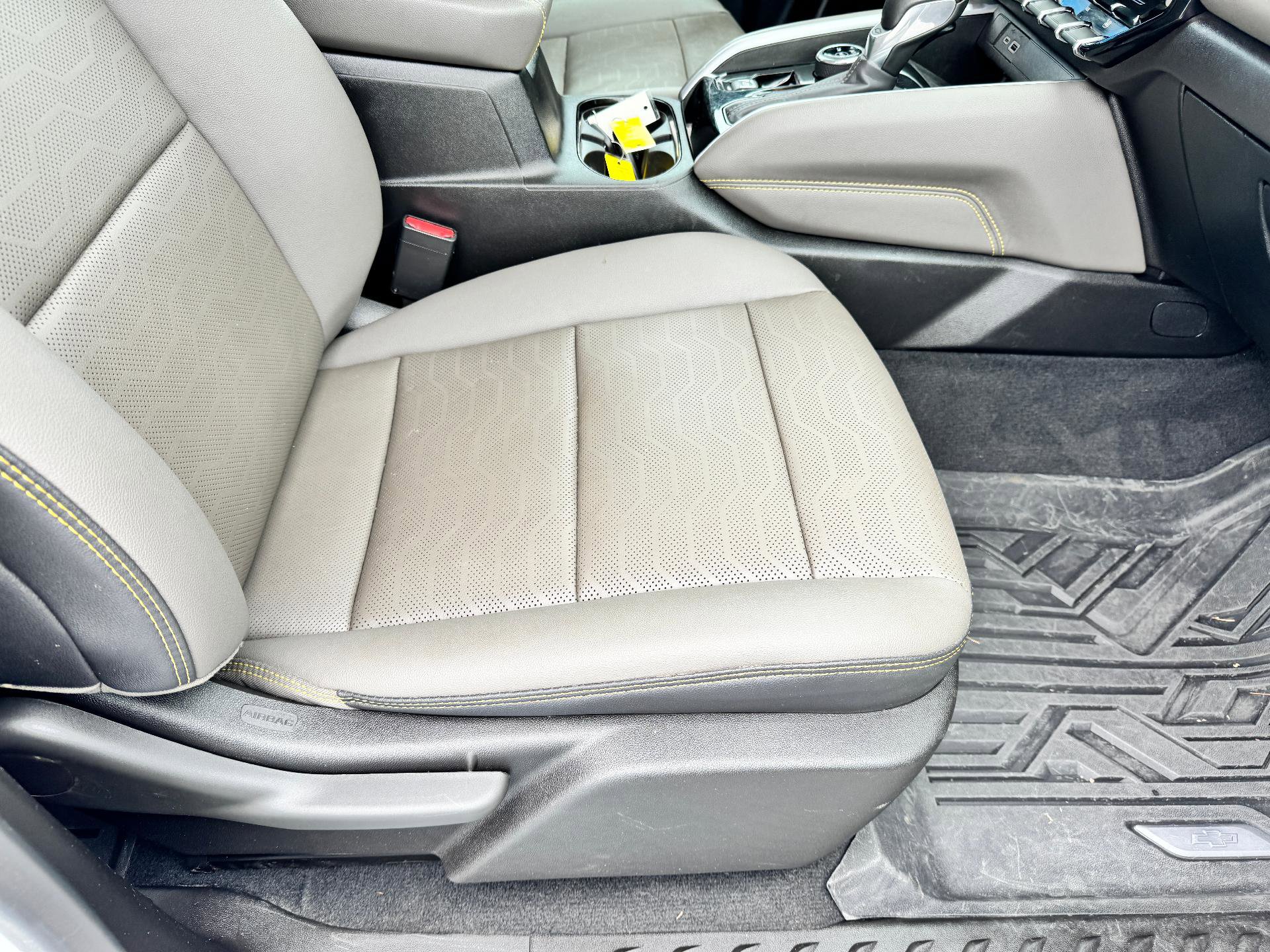 Used 2024 Chevrolet Colorado ZR2 w/ ZR2 Convenience Package III image 17