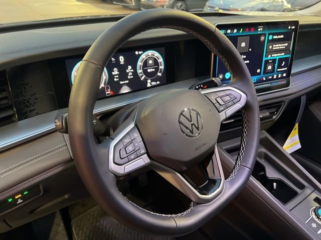 New 2026 Volkswagen Tiguan SE image 12