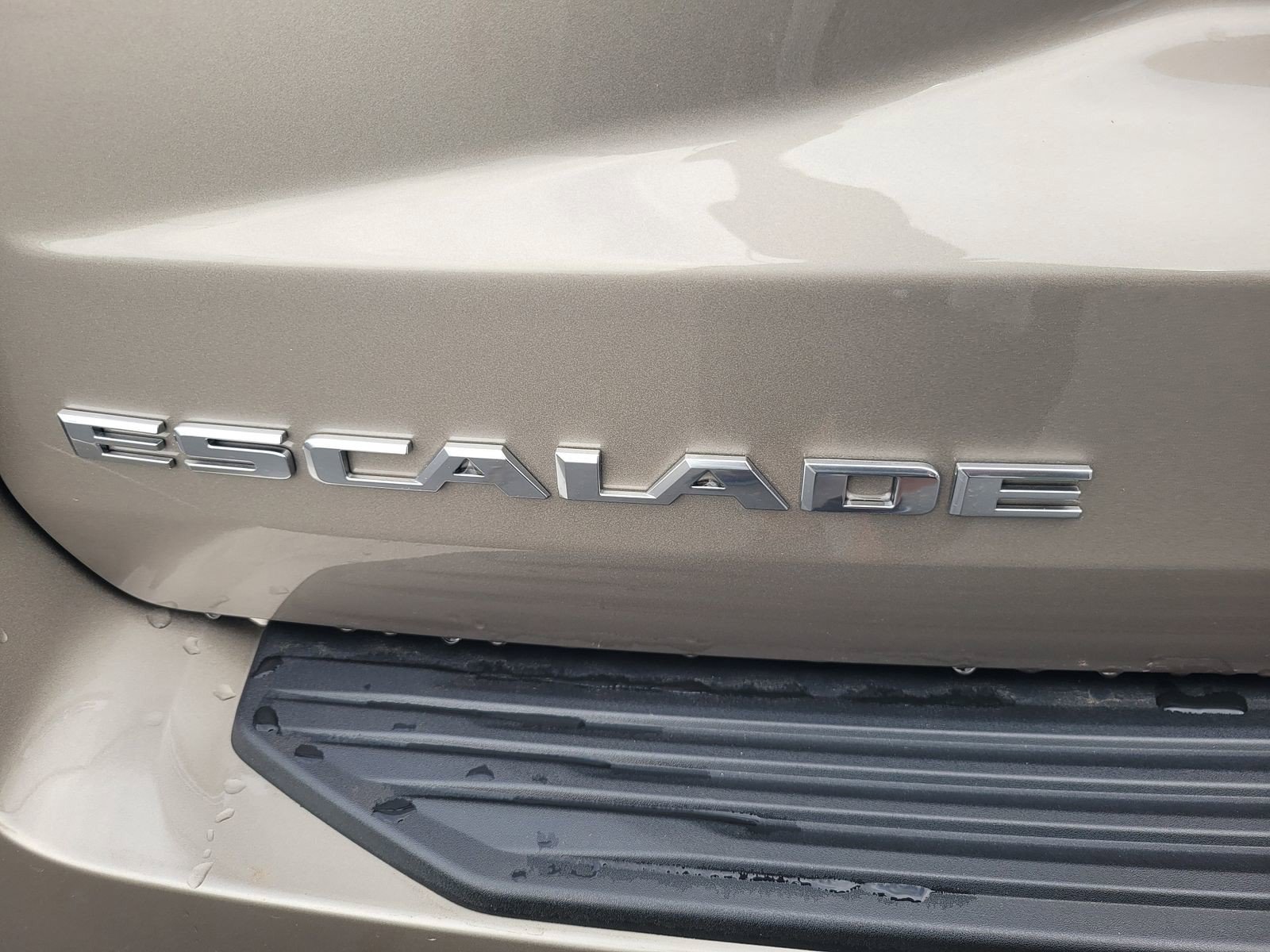 Certified 2025 Cadillac Escalade Sport Platinum AWD/4WD image 6