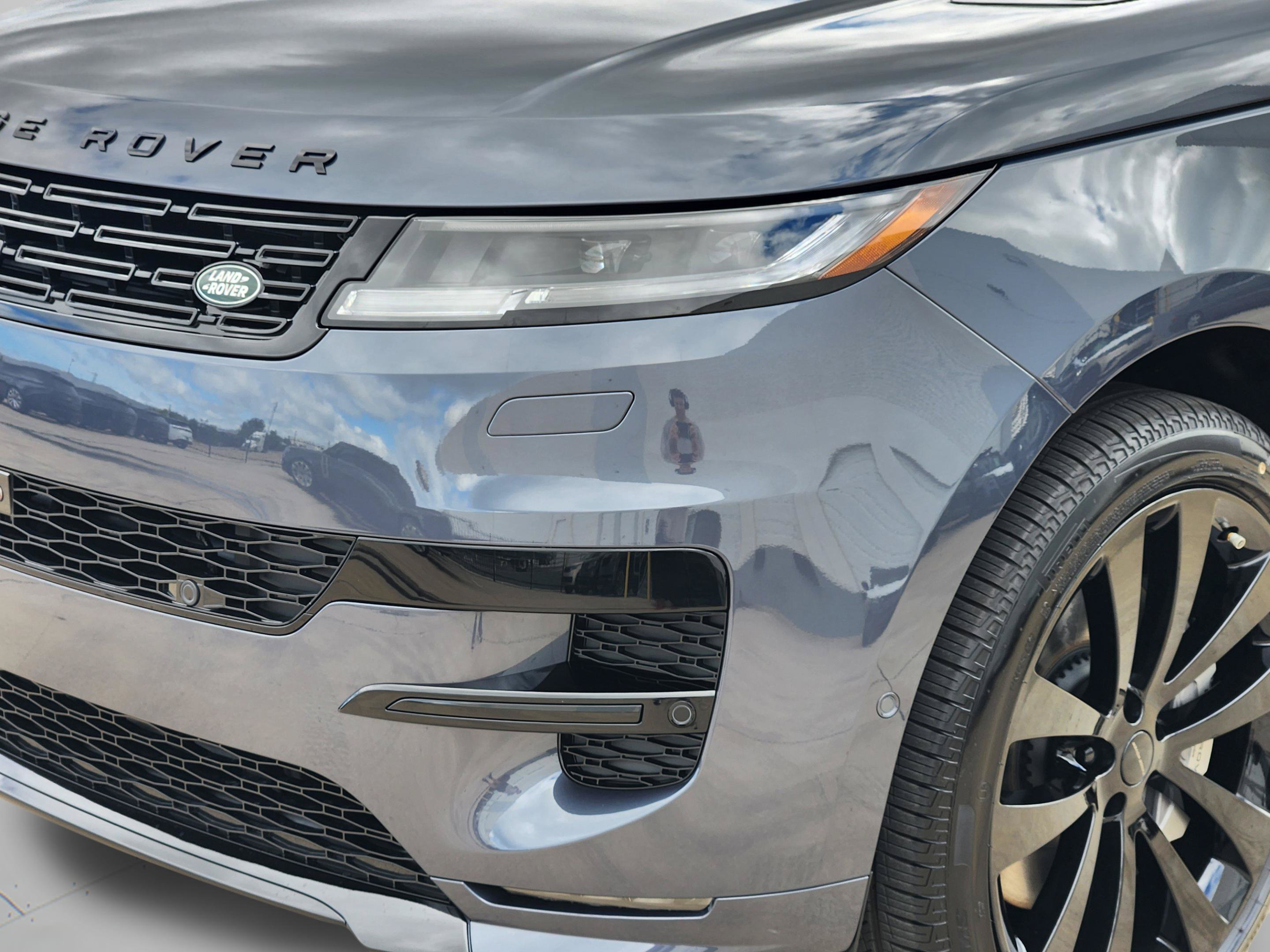 New 2026 Land Rover Range Rover Sport Dynamic SE AWD/4WD image 29