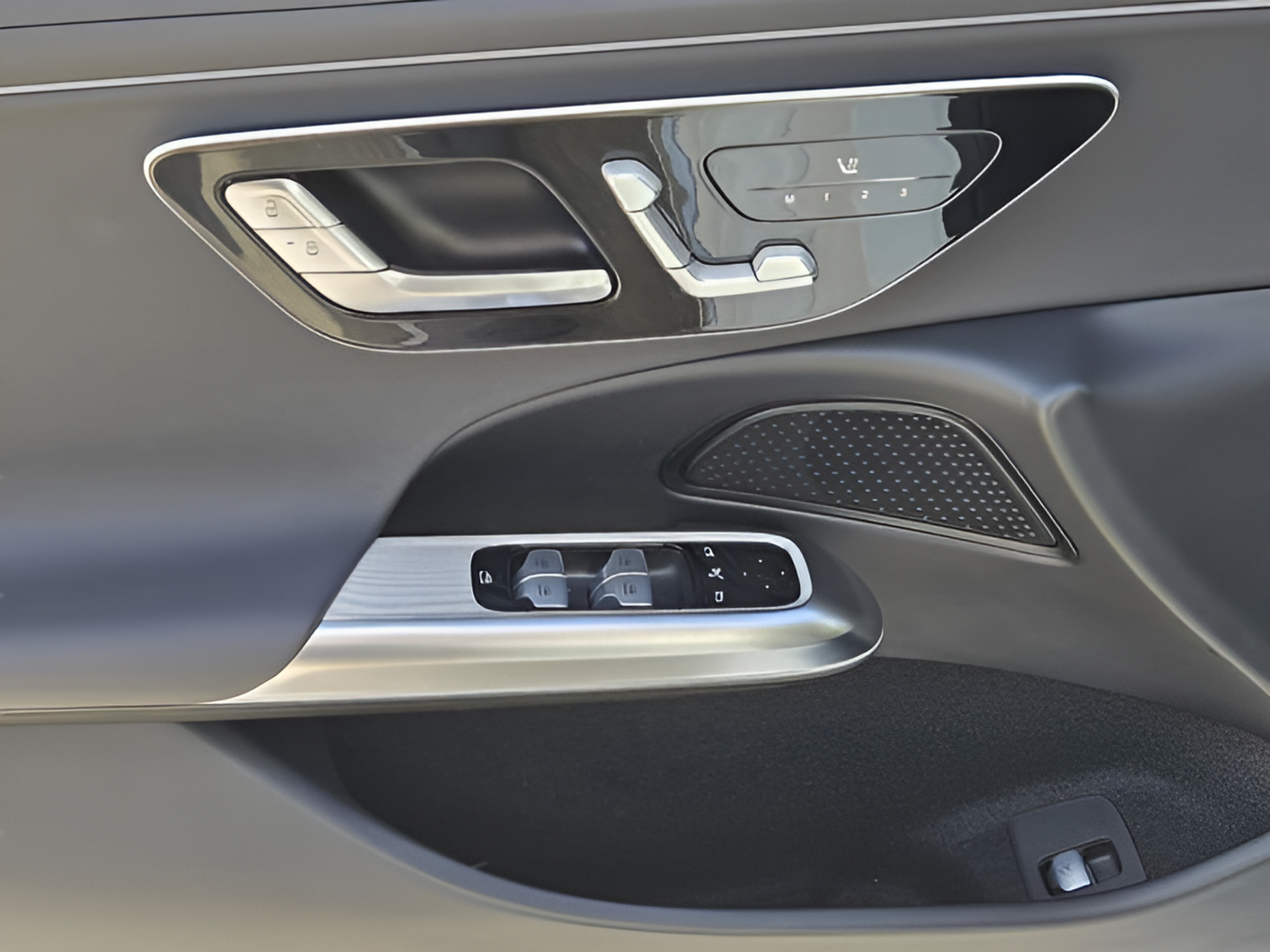 Certified 2025 Mercedes-Benz E 350 Sedan image 17