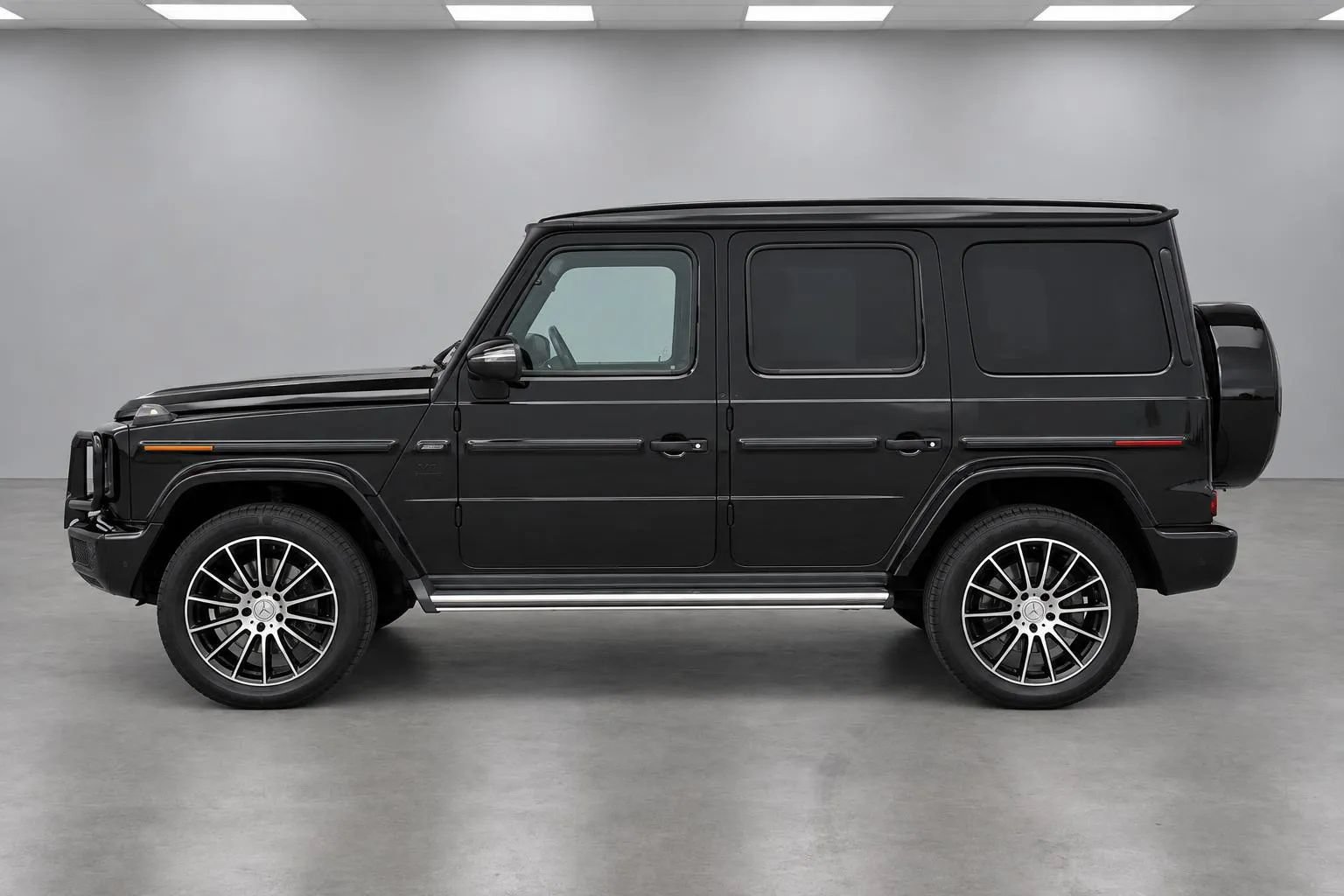 Used 2020 Mercedes-Benz G 550 image 2