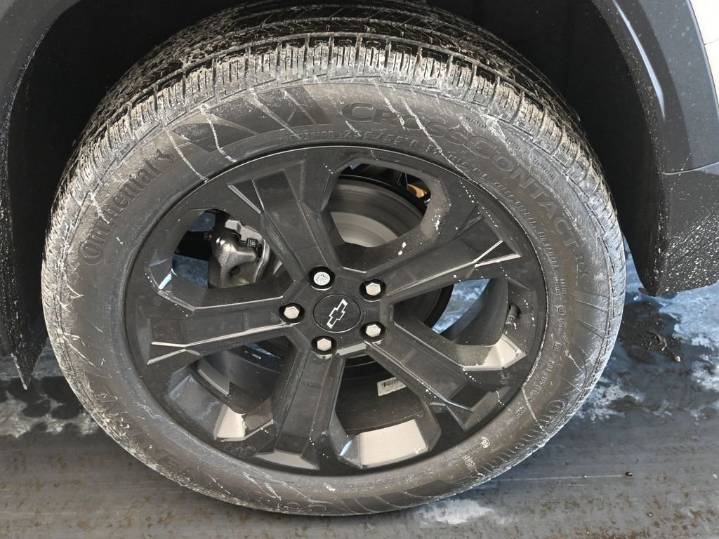 New 2026 Chevrolet Equinox LT w/ Convenience Package II image 9