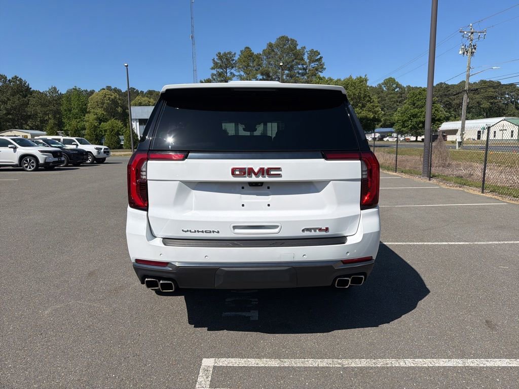 Used 2025 GMC Yukon AT4 w/ AT4 Premium Package AWD/4WD image 6