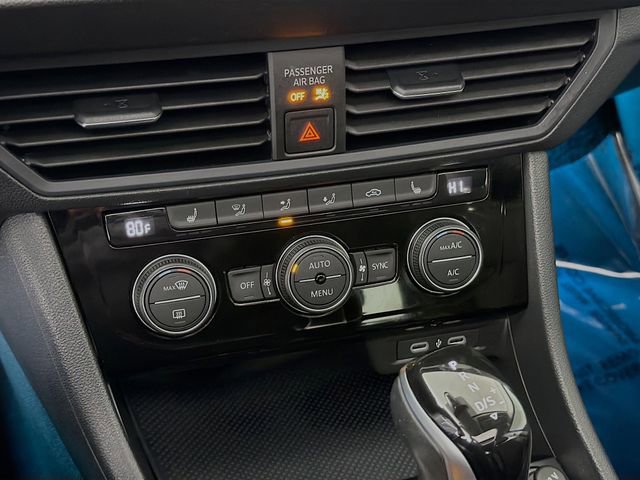 Used 2023 Volkswagen Jetta SE image 17