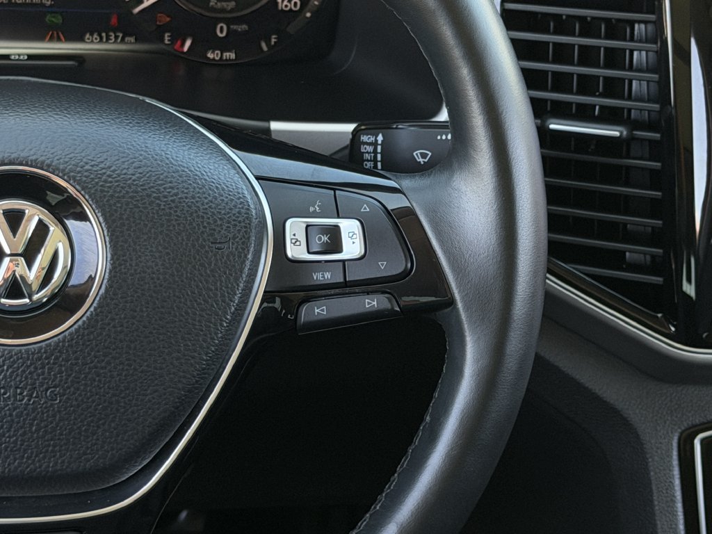 Used 2019 Volkswagen Atlas SEL R-Line FWD image 17