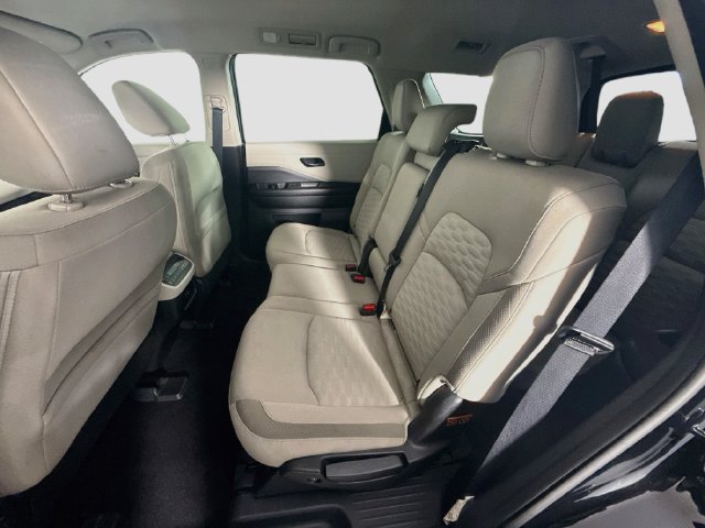 Used 2024 Nissan Pathfinder SV FWD image 24