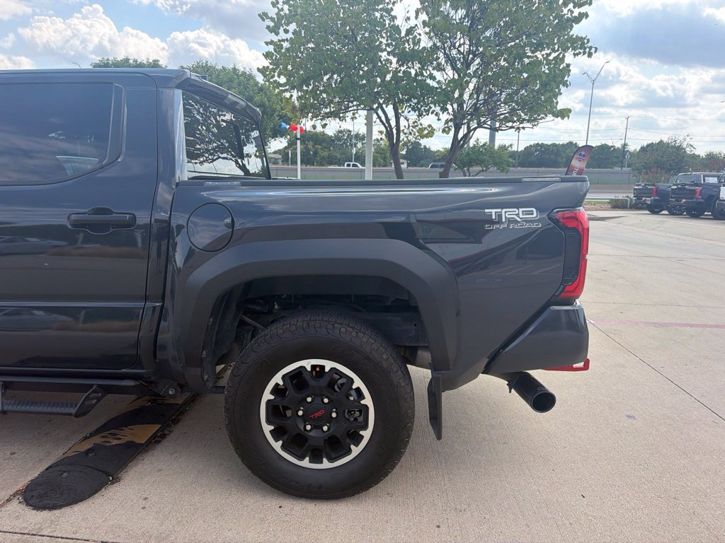 Used 2024 Toyota Tacoma TRD Off-Road w/ TRD Off Road Upgrade Package AWD/4WD image 6