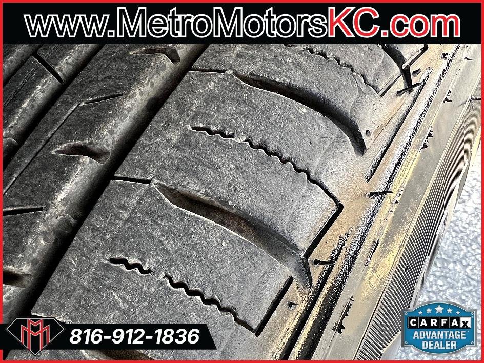 Used 2014 Chevrolet Sonic LT w/ Fun and Sun Package image 19