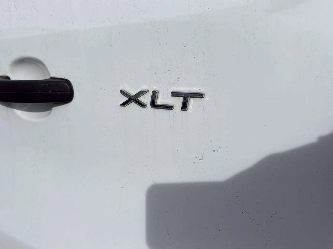 Used 2023 Ford Transit 350 XLT image 17