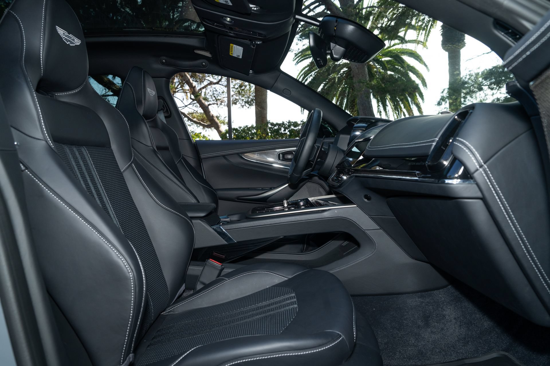 Used 2025 Aston Martin DBX 707 AWD/4WD image 15