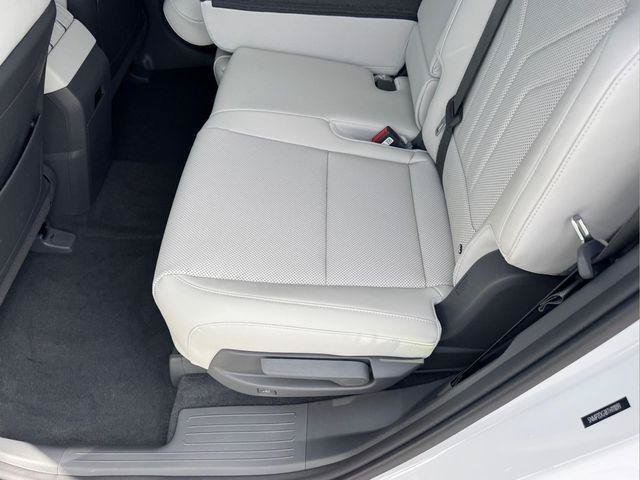 New 2026 Hyundai Santa Fe SEL AWD/4WD image 12