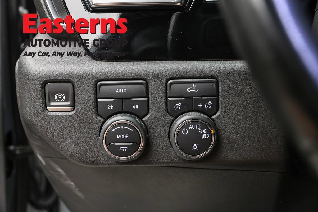 Used 2023 Chevrolet Silverado 1500 LT AWD/4WD image 19