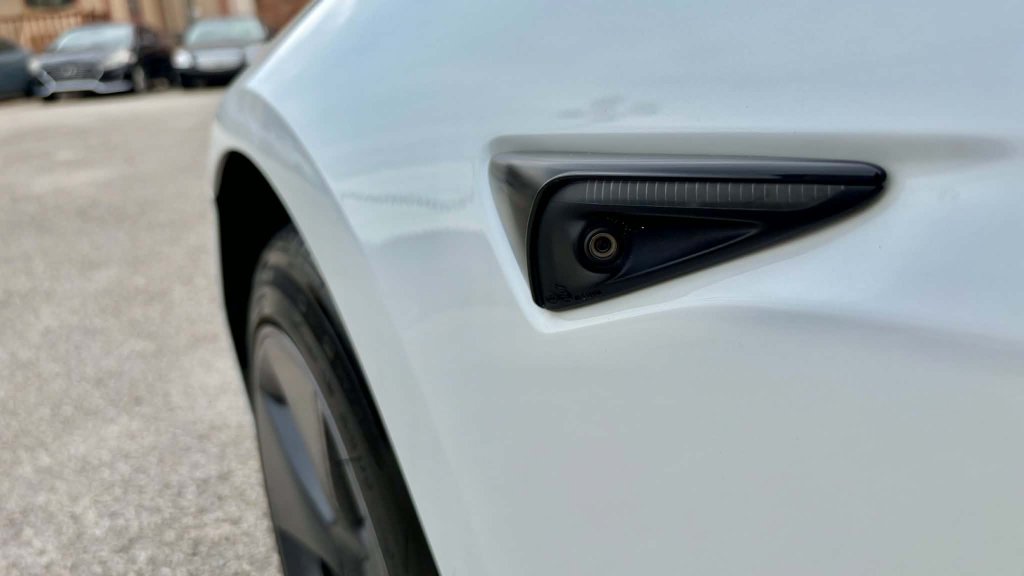 Used 2022 Tesla Model 3 Long Range AWD/4WD image 24