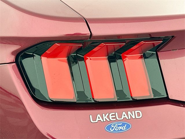 Used 2025 Ford Mustang Coupe image 22