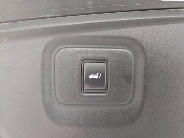Used 2016 Nissan Pathfinder SL w/ Trailer Tow Package AWD/4WD image 33