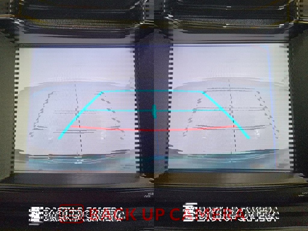 Used 2018 Toyota RAV4 LE image 20