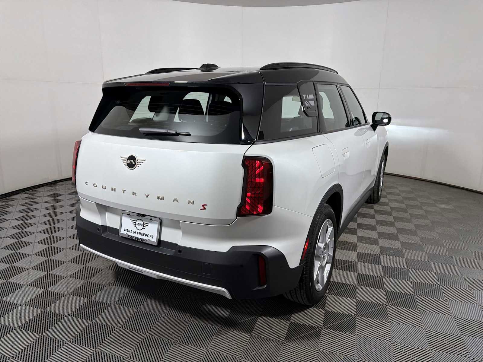 Certified 2025 MINI Cooper Countryman S image 6