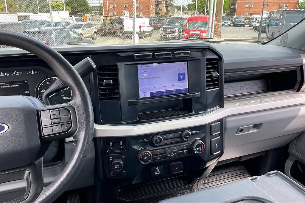 Used 2023 Ford F250 XL w/ XL Off-Road Package AWD/4WD image 5