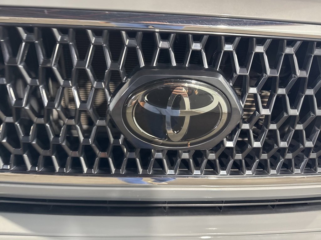 Used 2019 Toyota Tacoma TRD Sport image 6