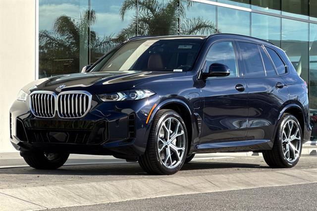 Used 2026 BMW X5 xDrive50e w/ Executive Package image 7