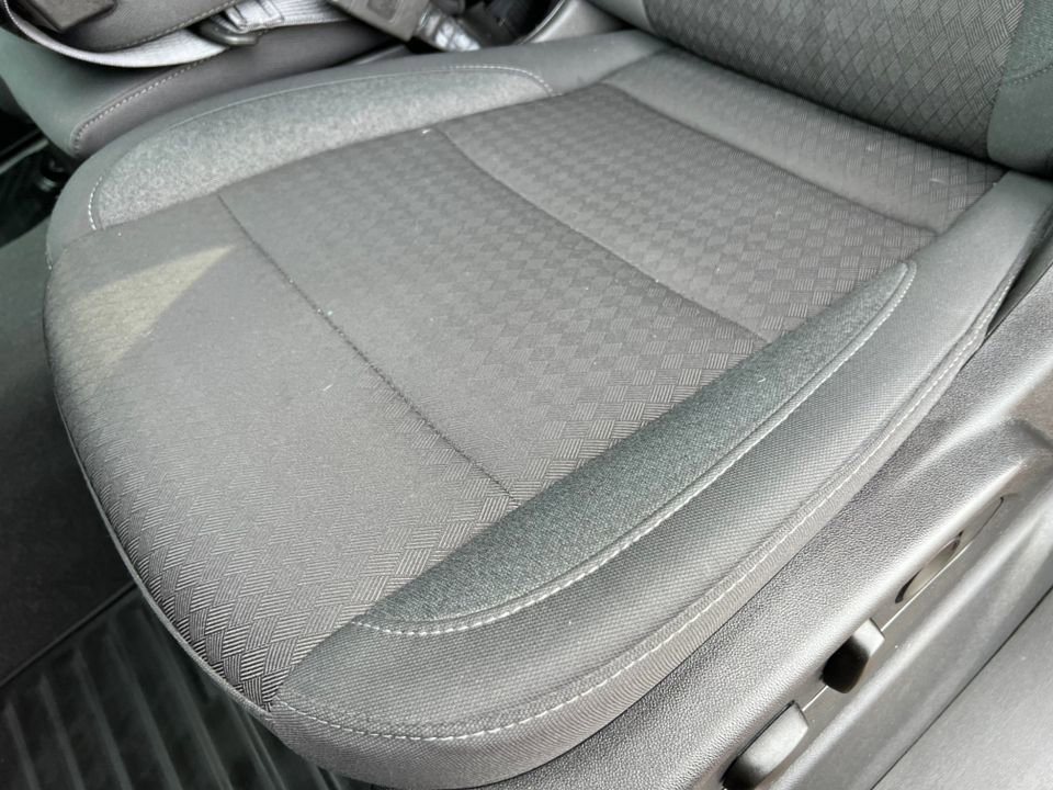 Used 2024 Chevrolet Silverado 1500 LT image 12