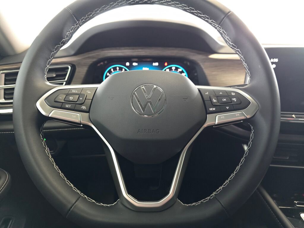 New 2025 Volkswagen Atlas Cross Sport SEL R-Line image 20