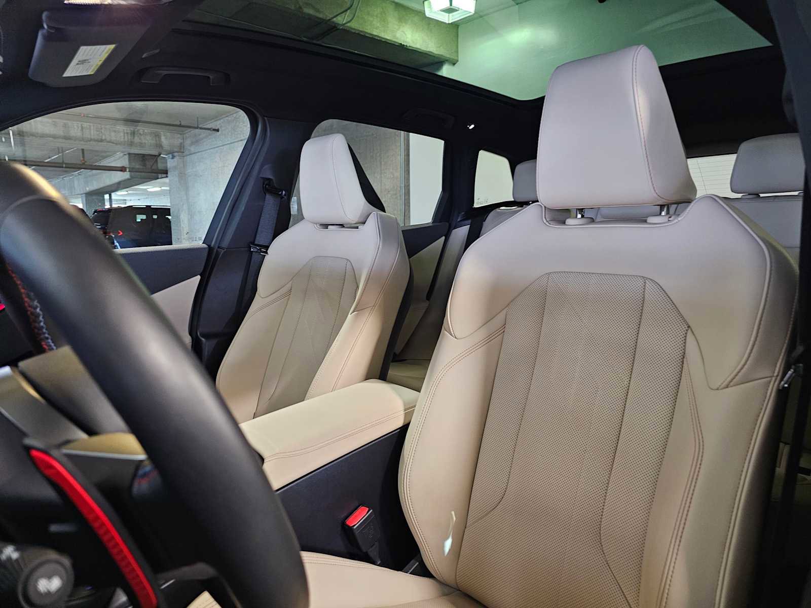 Used 2025 BMW X3 M50 w/ Premium Package image 32