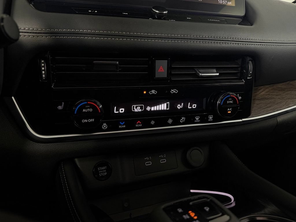 Used 2025 Nissan Rogue Platinum w/ Tech Package FWD image 19