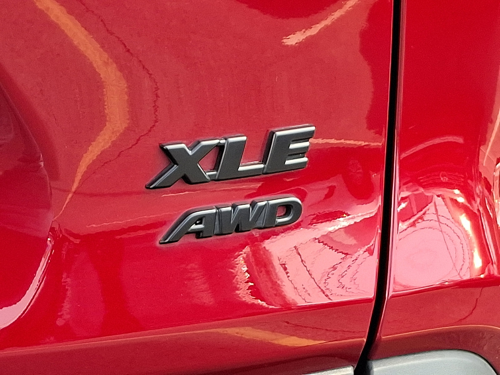 Used 2023 Toyota RAV4 XLE Premium image 33