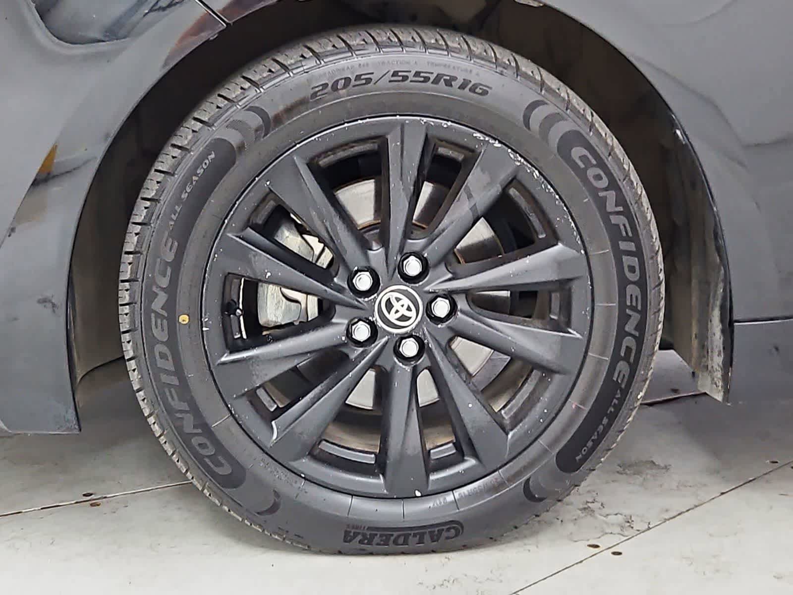 Used 2024 Toyota Corolla XLE FWD image 13
