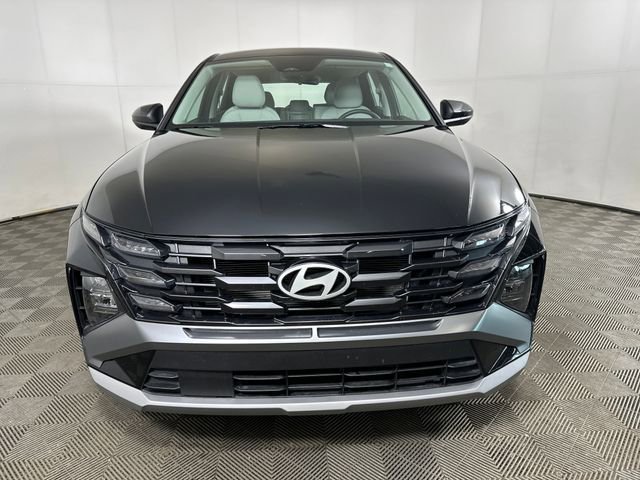 Used 2025 Hyundai Tucson SE AWD/4WD image 8