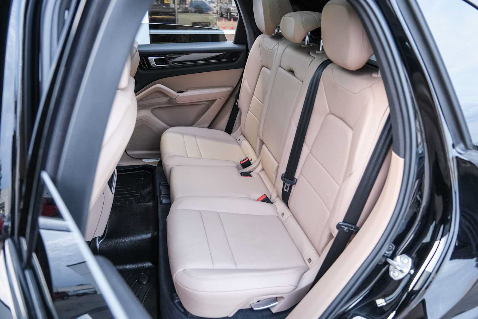 Used 2019 Porsche Cayenne AWD/4WD image 27