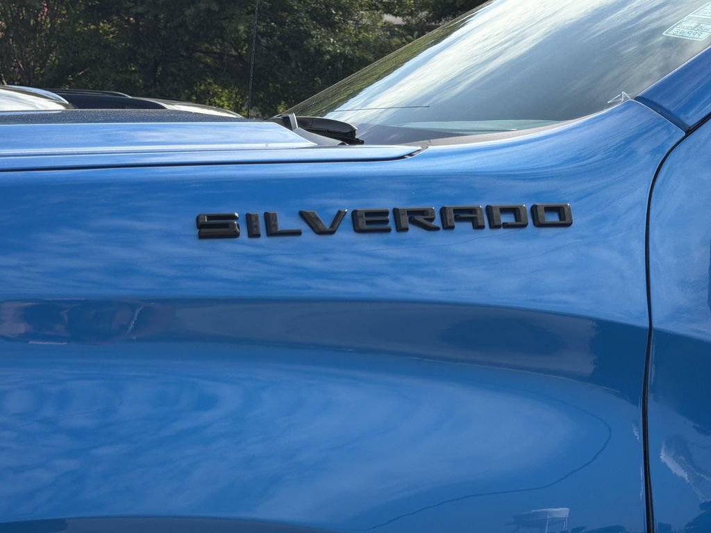 Used 2024 Chevrolet Silverado 1500 Custom w/ LPO, Dark Essentials Package RWD image 29
