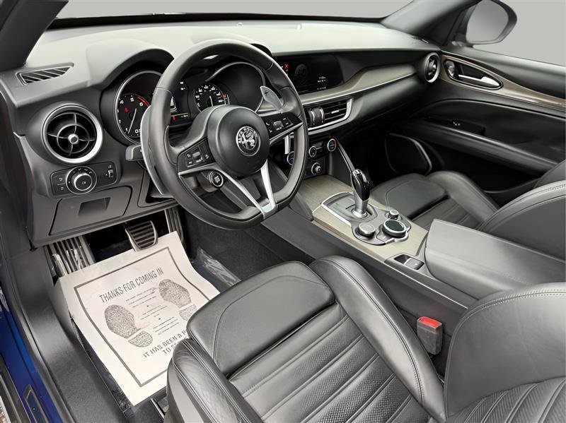 Used 2018 Alfa Romeo Stelvio Ti Sport image 16