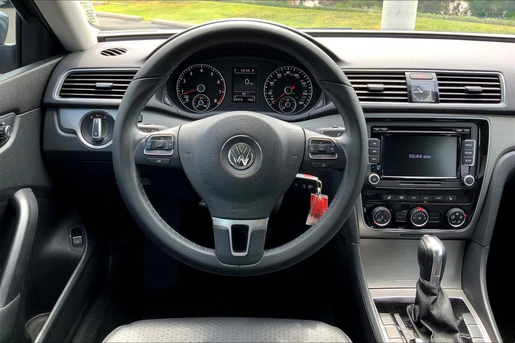 Used 2014 Volkswagen Passat 2.5 SE FWD image 5