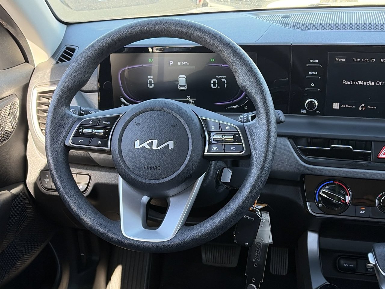 Certified 2026 Kia Seltos LX FWD image 13