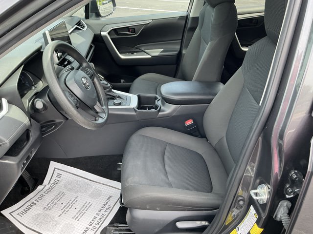 Used 2024 Toyota RAV4 LE AWD/4WD image 15