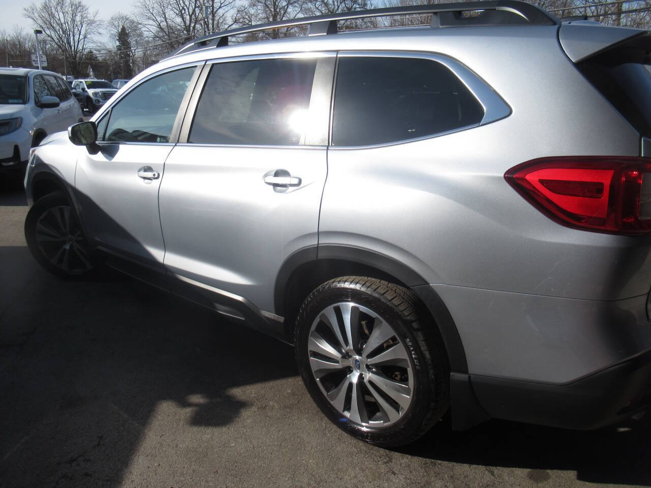 Used 2019 Subaru Ascent Premium AWD/4WD image 13