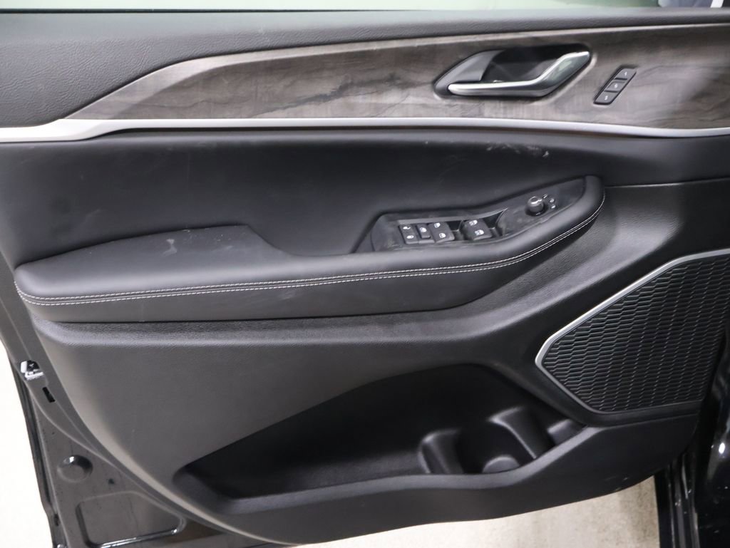 New 2026 Jeep Grand Cherokee Limited image 10