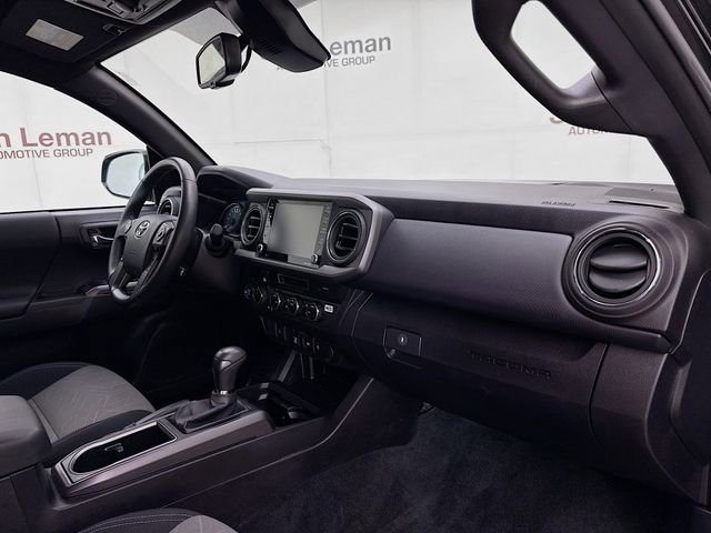 Used 2023 Toyota Tacoma TRD Off-Road image 26