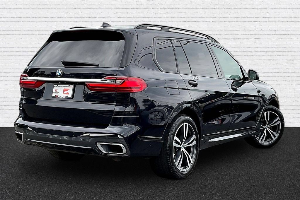 Used 2021 BMW X7 xDrive40i w/ M Sport Package AWD/4WD image 6
