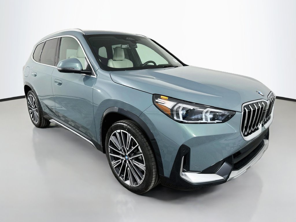 New 2027 BMW X1 xDrive28i w/ Technology Package AWD/4WD image 3