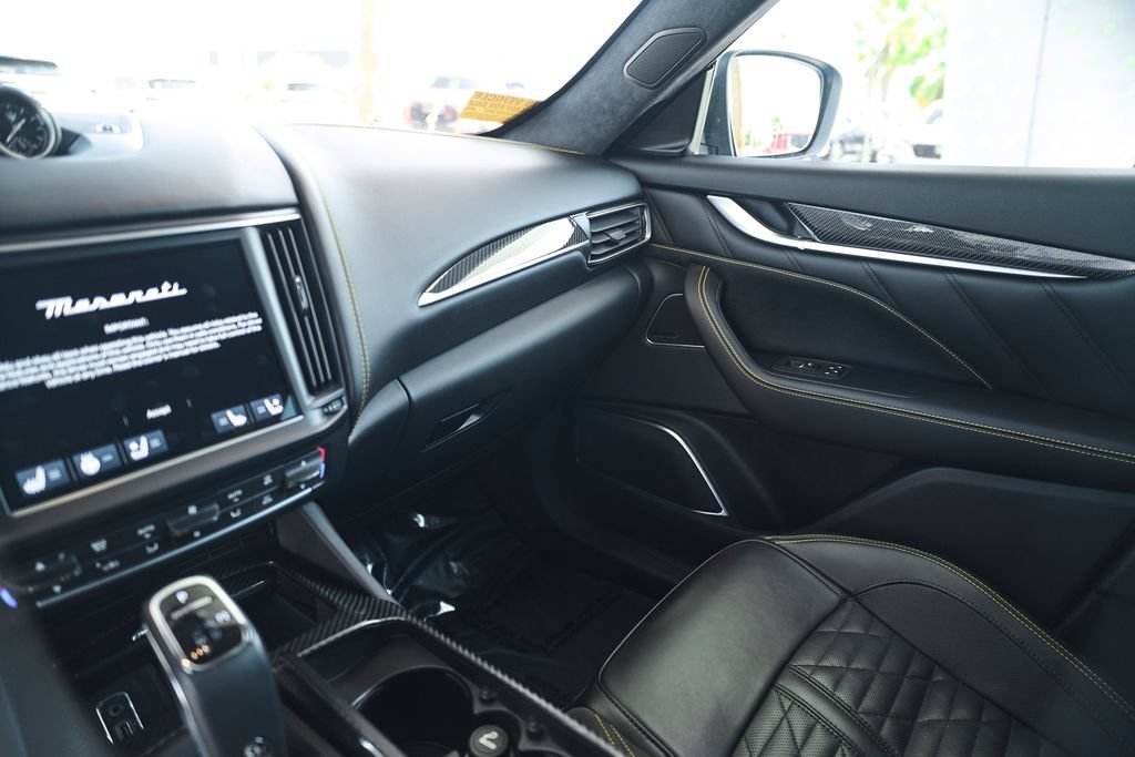 Used 2022 Maserati Levante F Tributo AWD/4WD image 38