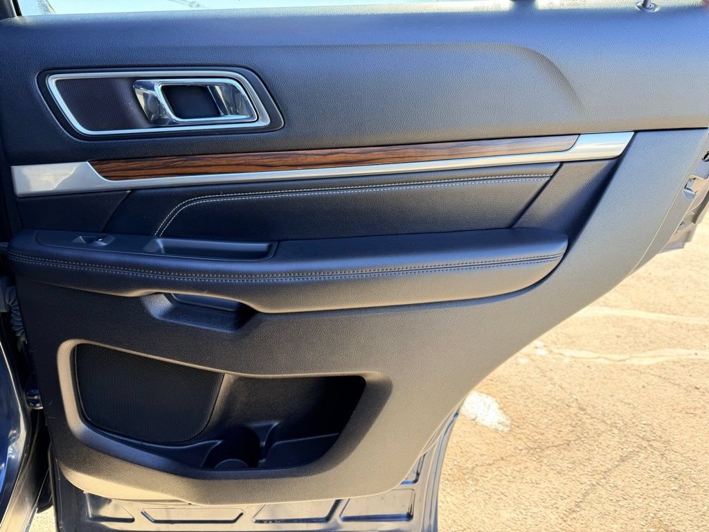 Used 2016 Ford Explorer Limited AWD/4WD image 20