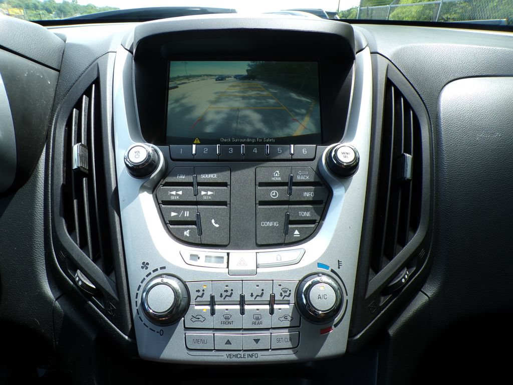 Used 2015 Chevrolet Equinox LT w/ Driver Convenience Package FWD image 25