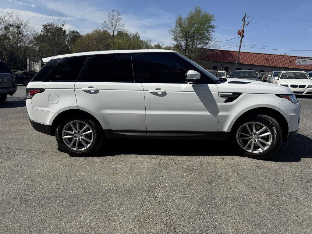 Used 2017 Land Rover Range Rover Sport SE AWD/4WD image 2