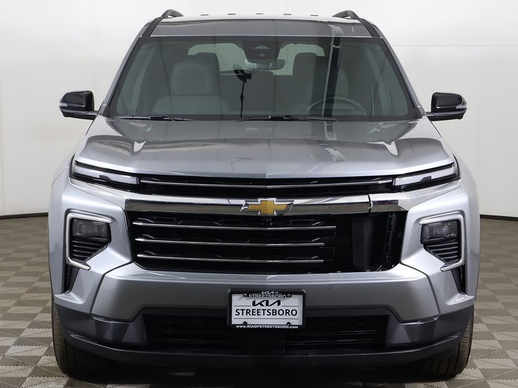 Used 2026 Chevrolet Traverse LT w/ Driver Confidence Package image 11