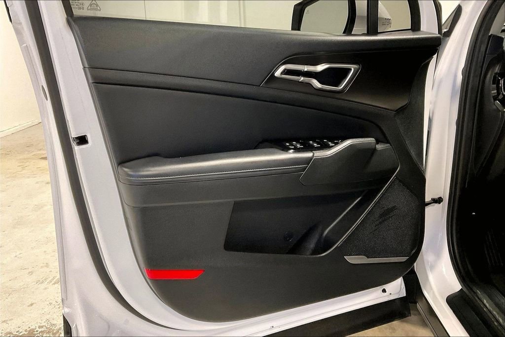 Used 2023 Kia Sportage EX image 20