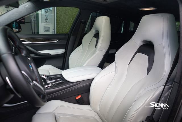 Used 2019 BMW X6 M w/ Executive Package image 32